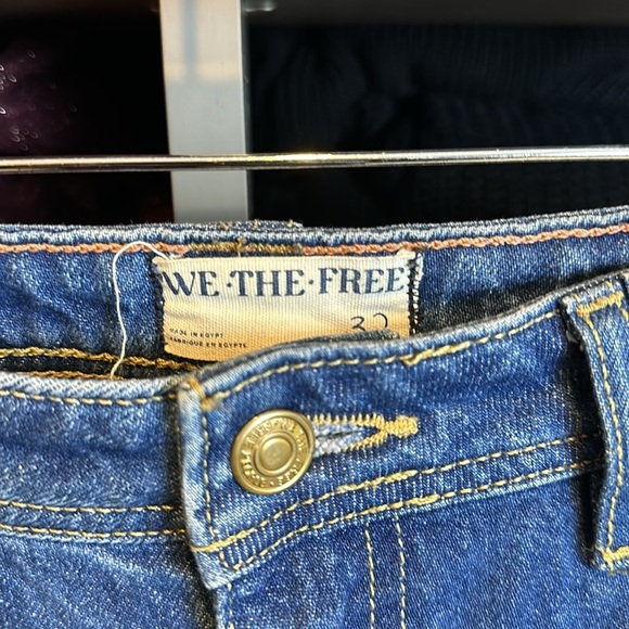 We The Free wide leg Blue Jeans size 32 - Picture 2 of 3
